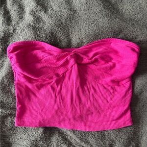 woman’s strapless crop top